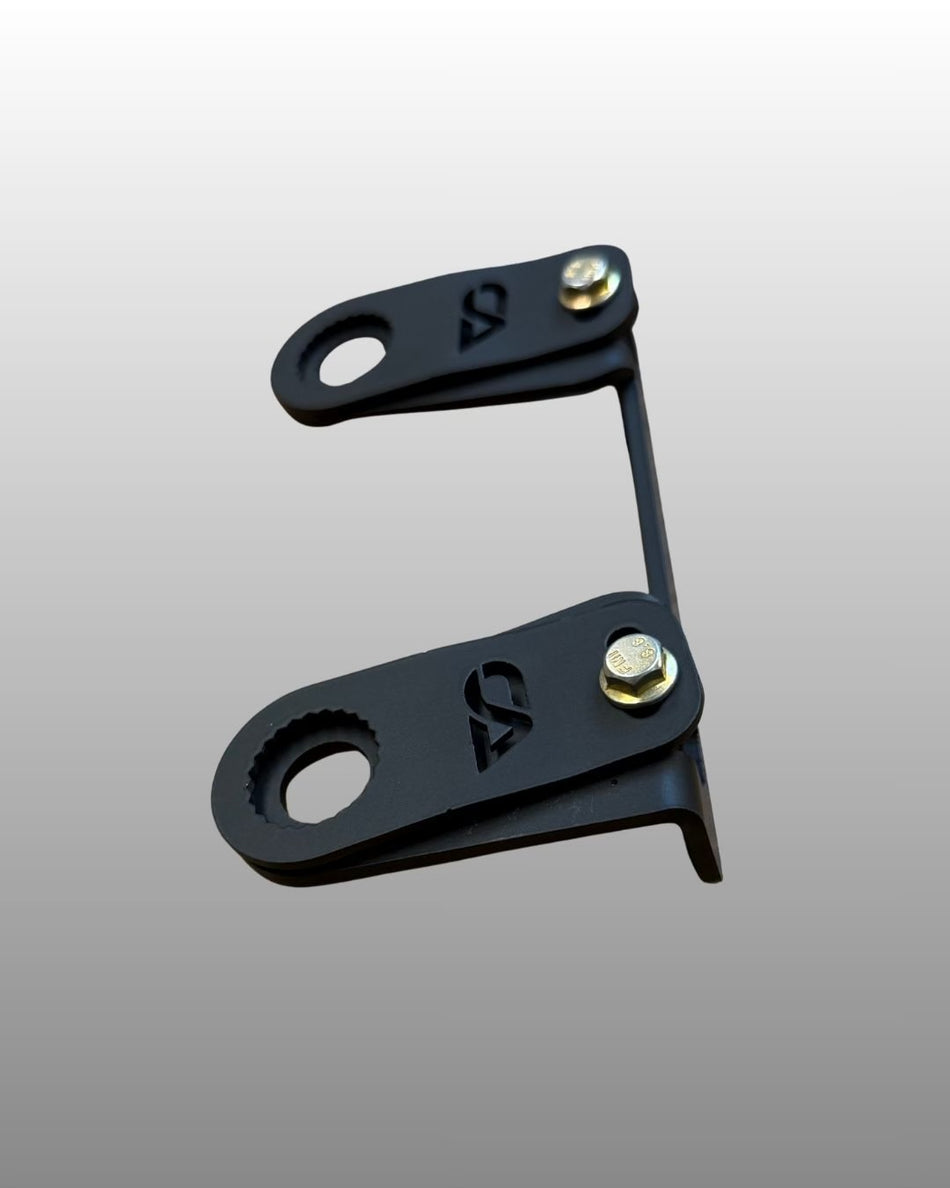 Maverick R Lower Control Arm Bolt Retainer Kit